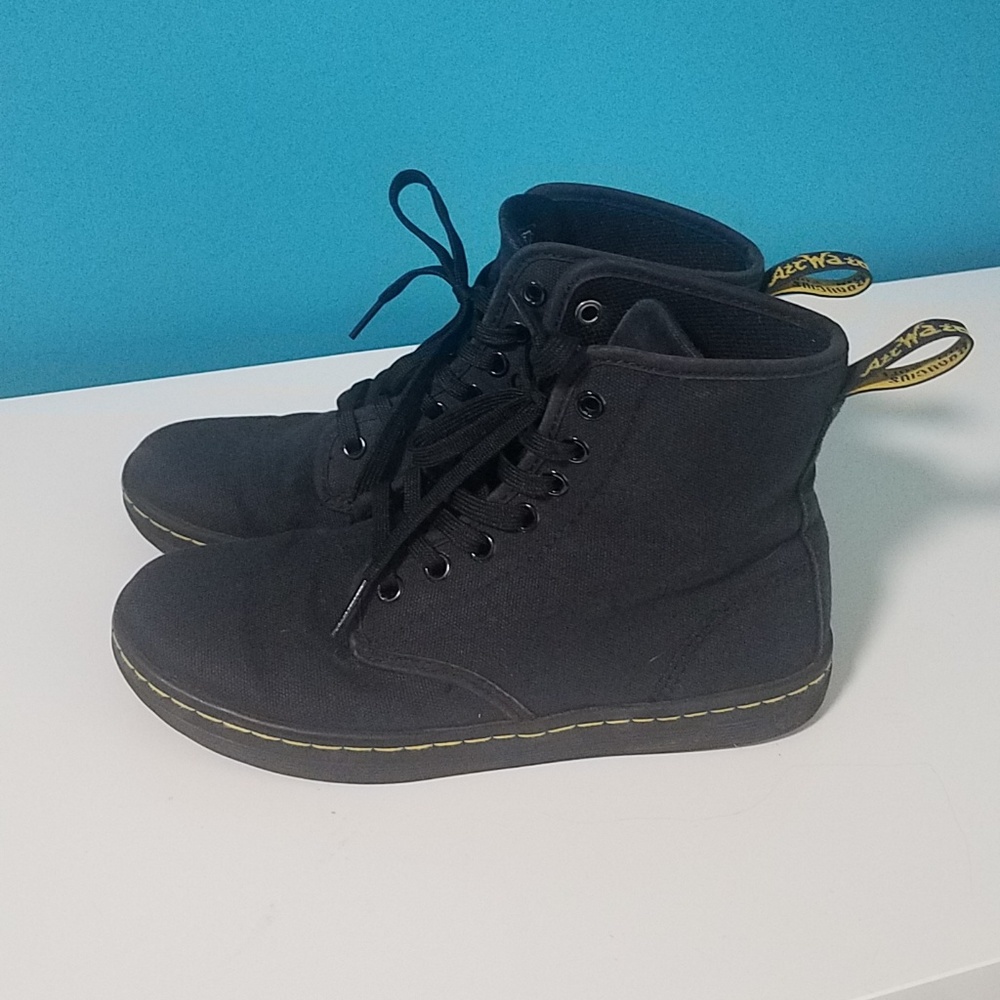 Dr martens shoreditch